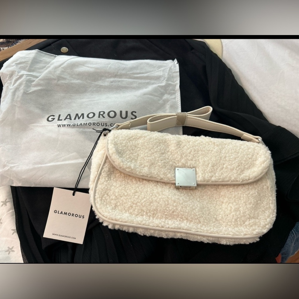 Glamorous cream Sherpa Purae NWT